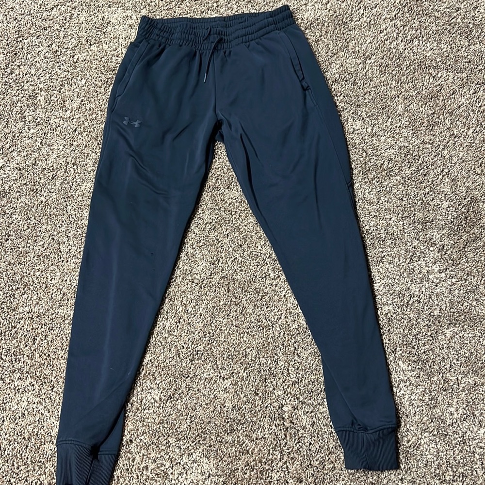 Black under armour sweatpants